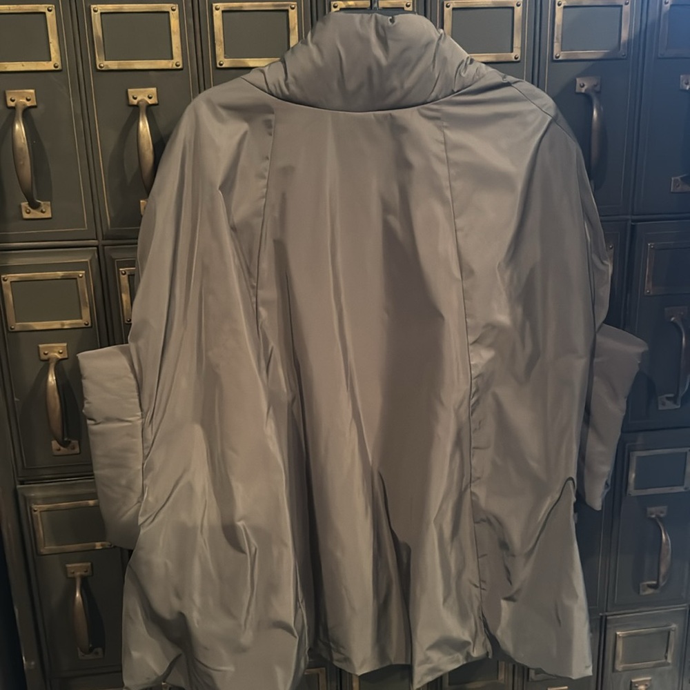 ⭐️ PLANET by Lauren G Chic Cape - Picture 8 of 8